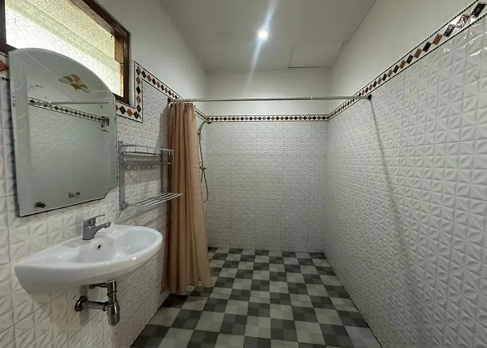 Arlinas Hotel 2*