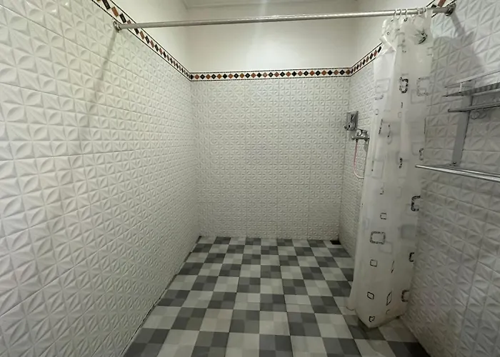 Arlinas Hotel 2*