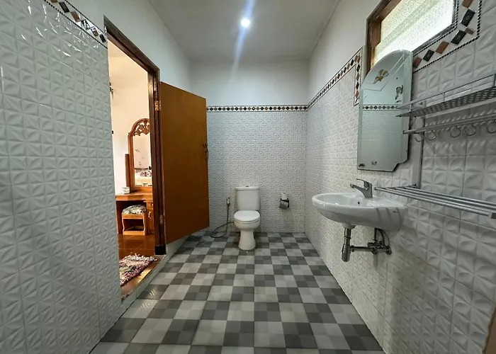 Hotel Arlinas 2*